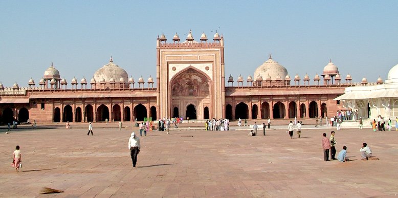 jama-masjid-agra