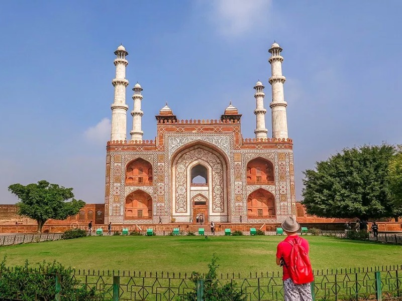 best time to visit akbar's tomb