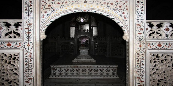 Tomb of Mumtaz Mahal